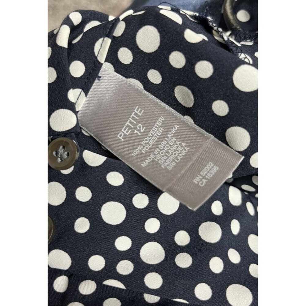 Liz Claiborne Womens Sleeveless Blouse Petite Sz 12 Black White Dotted Tie Neck - Picture 5 of 8